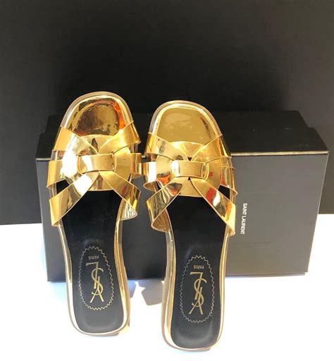 Yves Saint Laurent goud Sandalen 